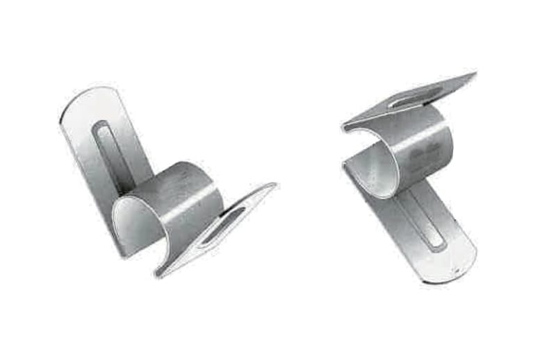 Heating rod clamp for a secure SiC element terminal connection